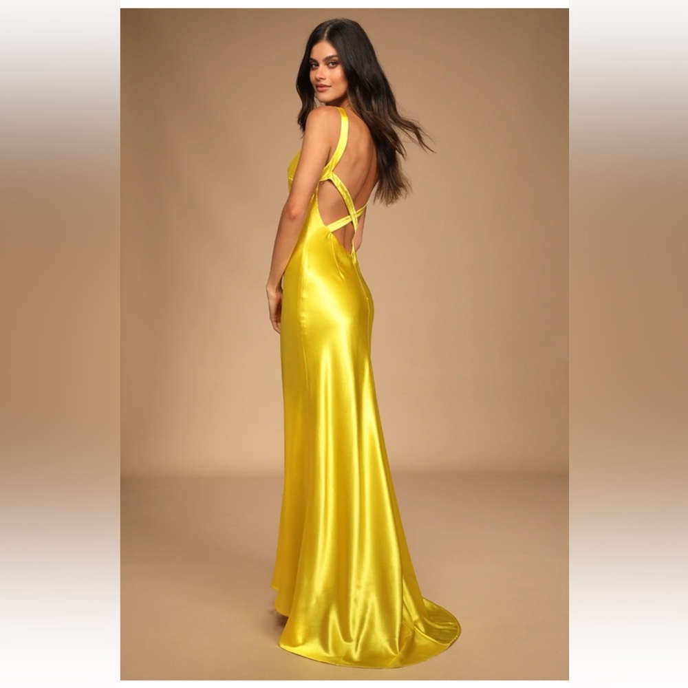 NWT Lulus Perfectly Classy Yellow Satin Strappy Maxi Dress, M